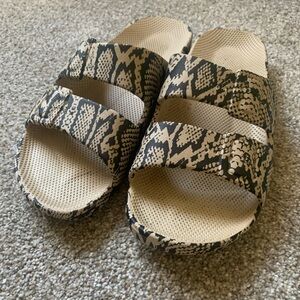 Freedom Moses Snake Print Slides